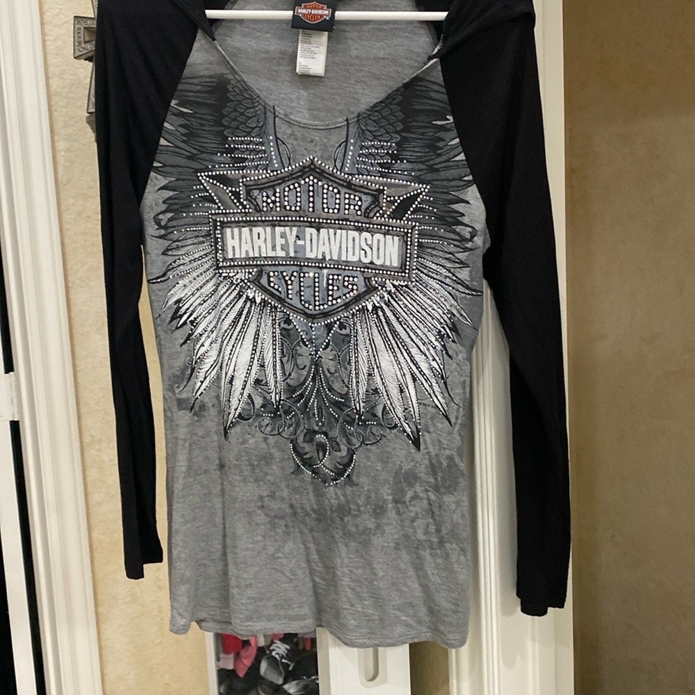 Harley Davidson Long Sleeve with Hood t-shirt with Rhinestones - Picture 3 of 9